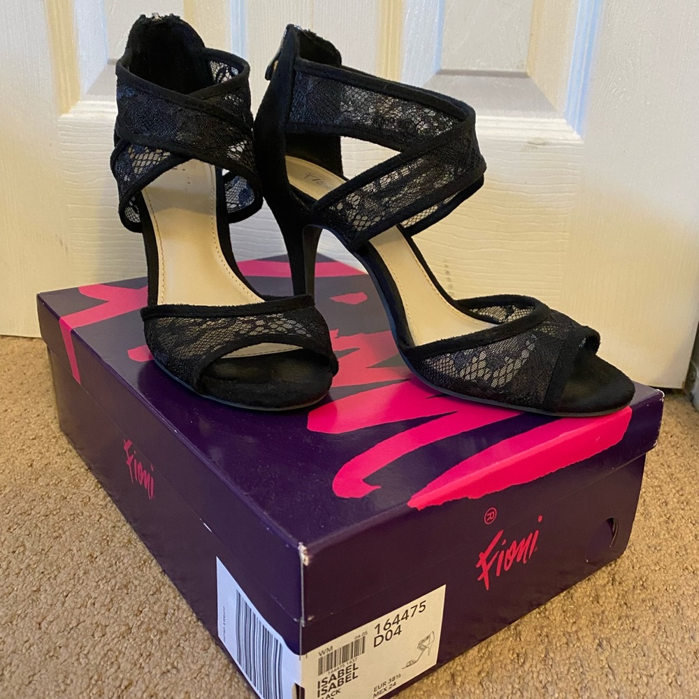 Black Lace Heels